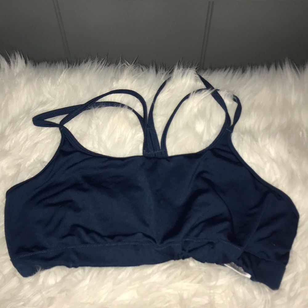 Women’s sports bra